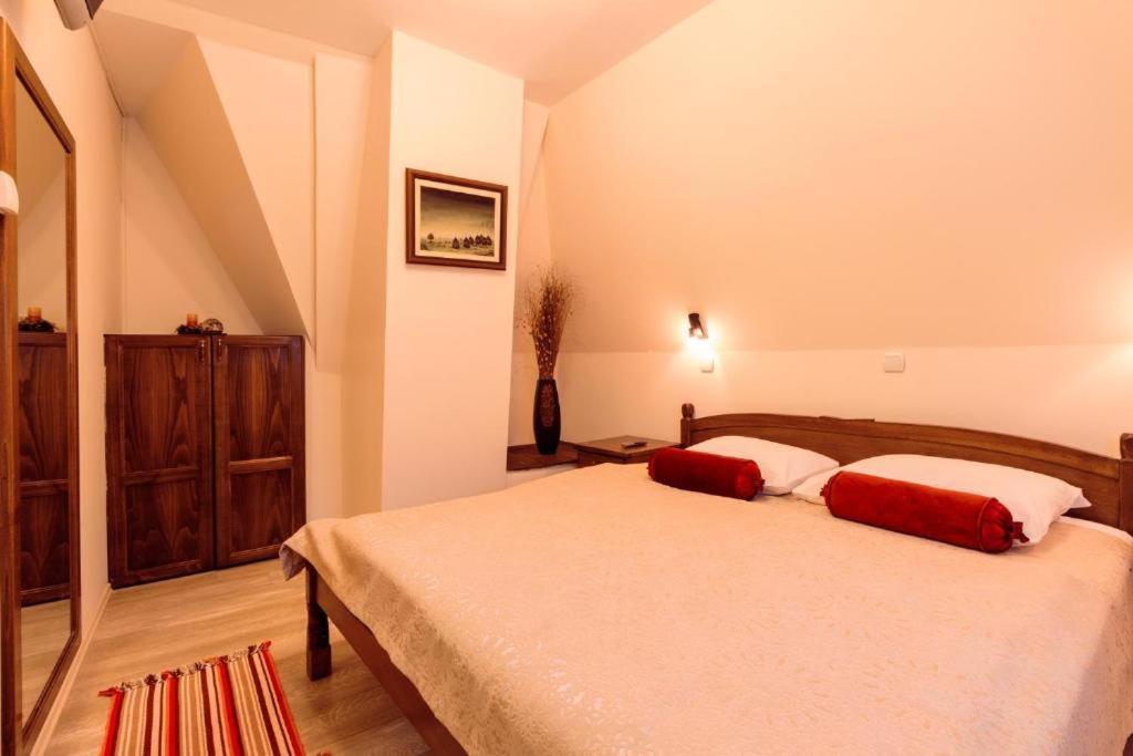 Ni Downtown Rooms מראה חיצוני תמונה