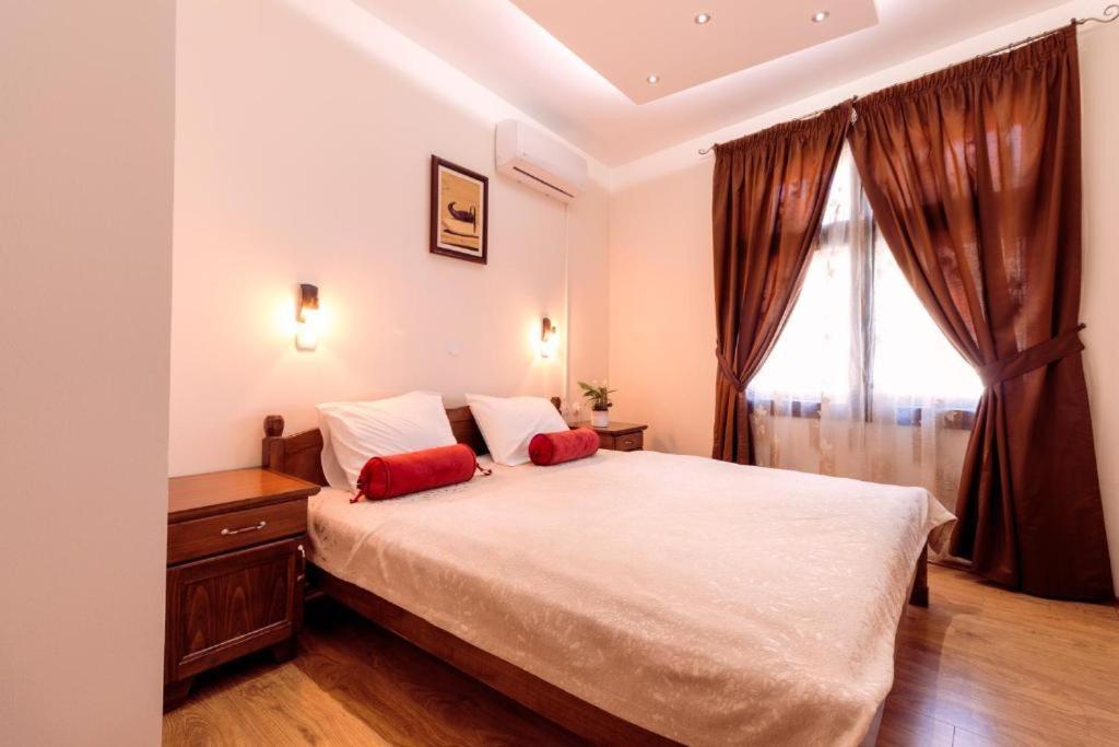 Ni Downtown Rooms מראה חיצוני תמונה