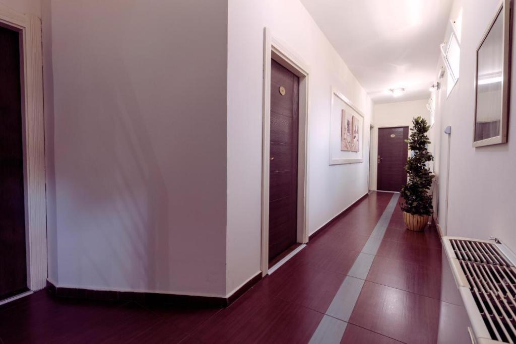 Ni Downtown Rooms מראה חיצוני תמונה
