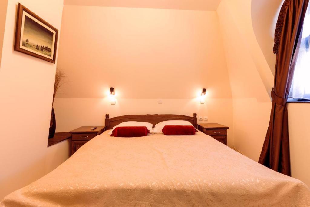 Ni Downtown Rooms מראה חיצוני תמונה