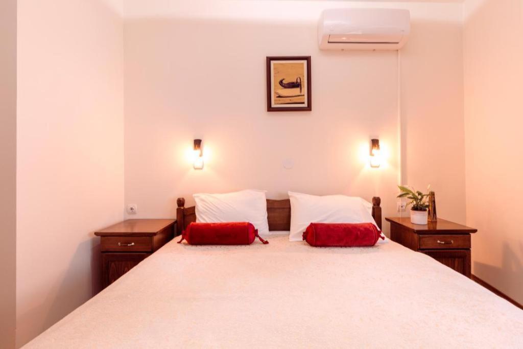 Ni Downtown Rooms מראה חיצוני תמונה